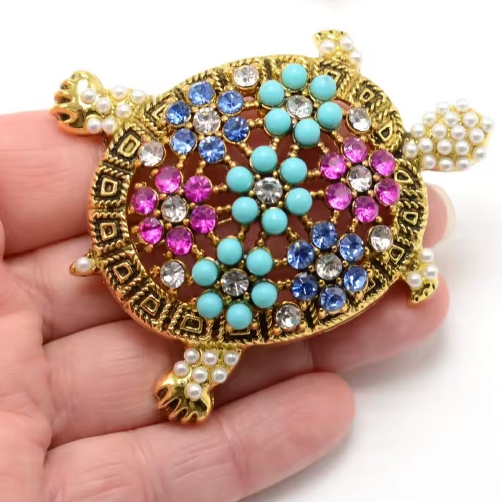 Turtle Gold Colorful Rhinestones & Pearls Brooch - Picture 5 of 7